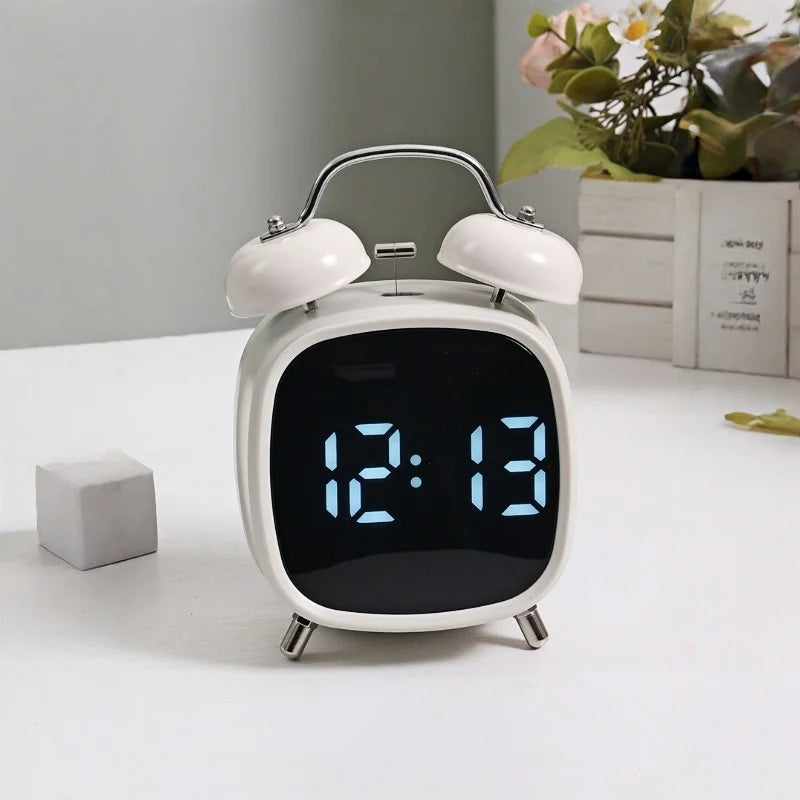 Despertador Digital LED para Dormilones – Alarma Potente